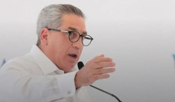 Hazoury saluda apertura de hotel del grupo Marriott