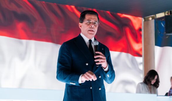 Collado asegura auge del turismo contribuye a mantener estabilidad económica