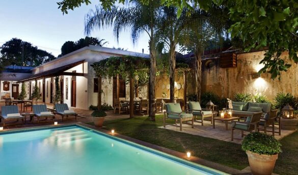 Hotel diseñado por dominicano Oscar de la Renta sobresale