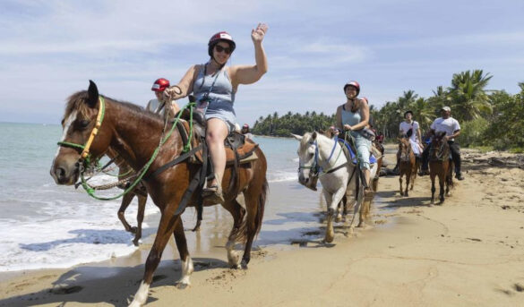Turistas reportan mayor satisfacción con su experiencia en República Dominicana durante 2024