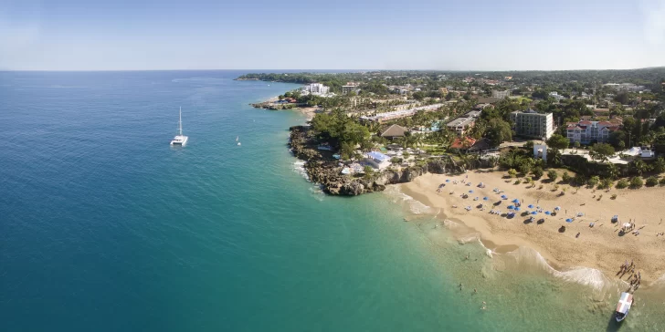 Sosúa pide apoyo para borrar la fama como 'destino de sexo'