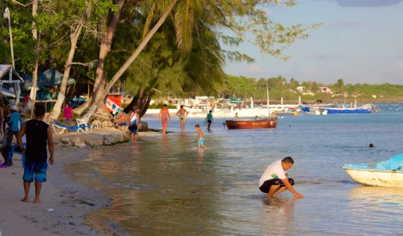 Boca Chica eterna: aguas de historia, fe y futuro