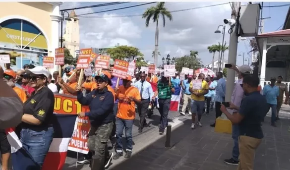Marchan contra planes privatizar teleférico de Puerto Plata