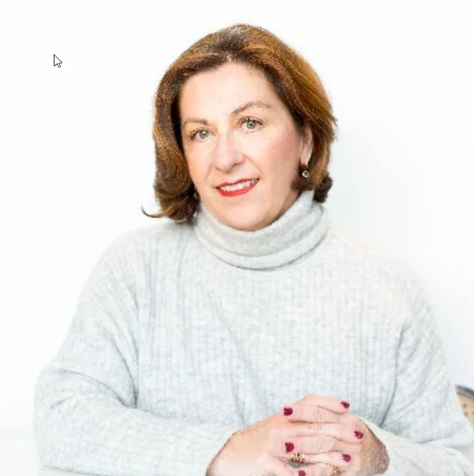 Isabel Aizpún editó en 1997 guía turística RD, que hoy es histórica