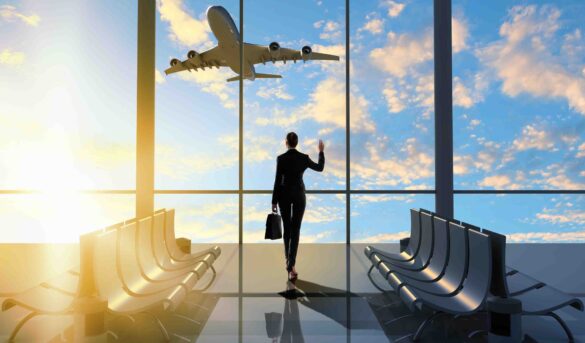 Cómo la subida del dólar y las tasas de interés transformaron los escenarios de los viajes al exterior para el verano