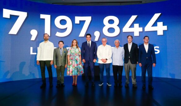 Gobierno dice más 7.1 millones turistas llegan a RD hasta julio