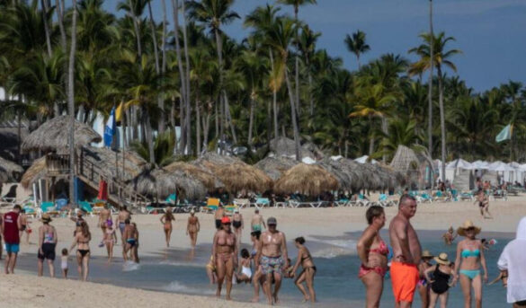Tarjeta de turistas aporta al fisco RD$3,852 millones