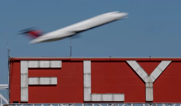 Cierre del Gobierno: primeros despidos y caos aéreo en EE.UU.