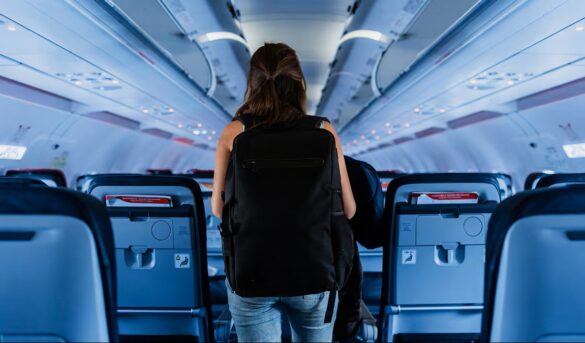 3 mochilas de viaje de cabina para viajar sin facturar maleta: son de Amazon y tienen una gran capacidad