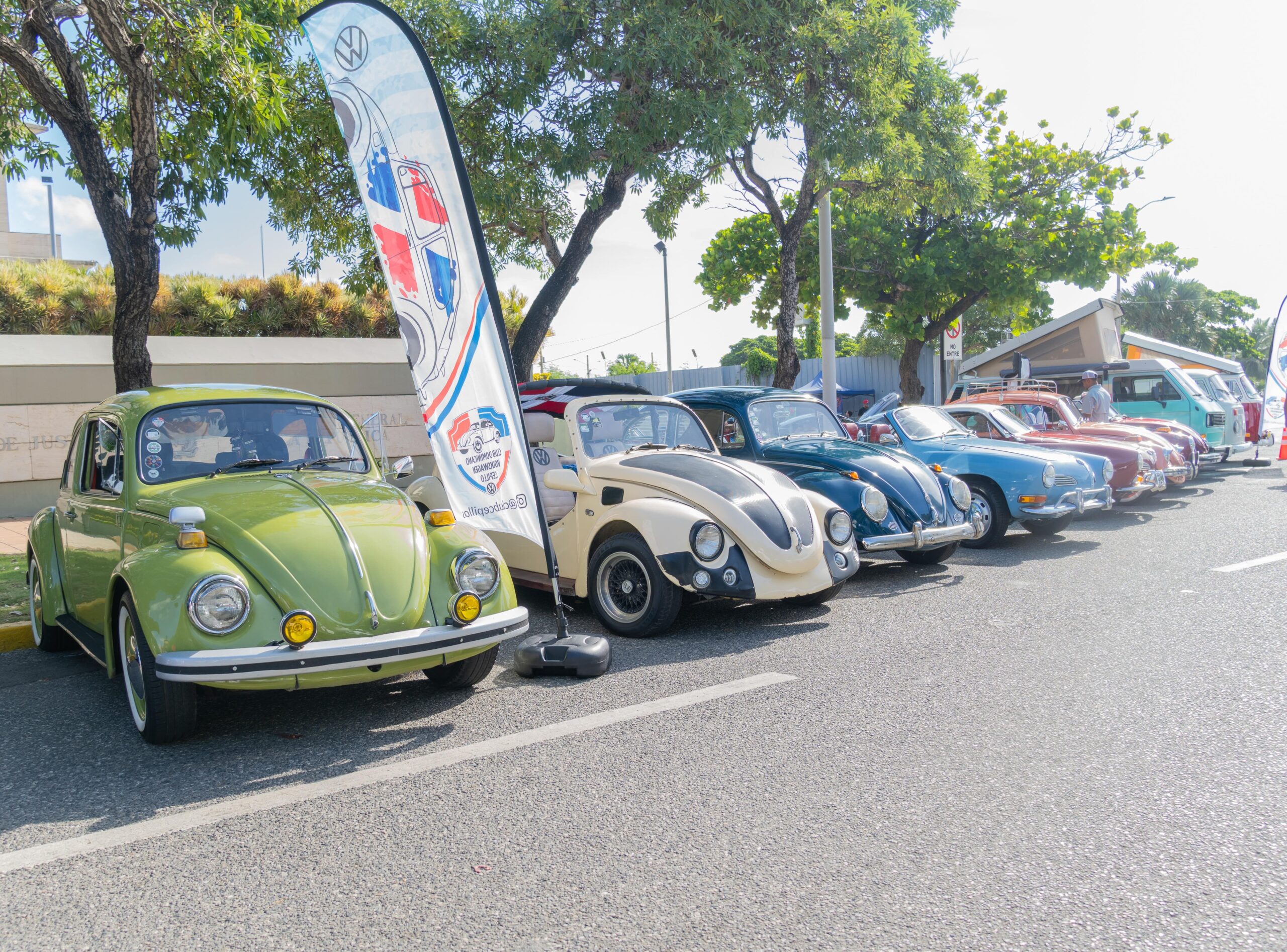 Playa Nueva Romana participa en la edición 2025 de Cars & Coffee Santo Domingo