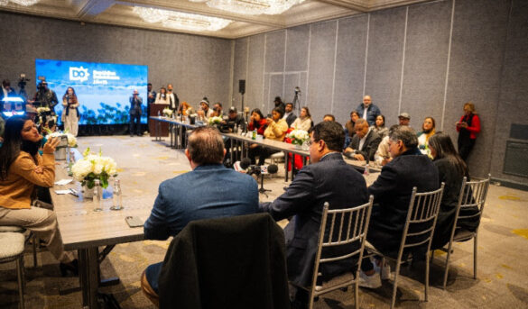 Turismo y Arajet anuncian pasajes a dominicanos que viajen a RD en estas navidades no pasarán de US$990