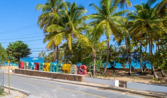 Apertura de Pueblo de Pescadores y el relanzamiento turístico de Las Terrenas, Samaná