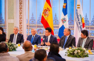 RD logra acuerdos por más de US$13,370 millones en Fitur 2026