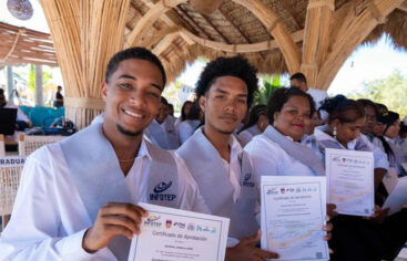 Infotep gradúa a 63 participantes del primer Diplomado Distintivo del Puerto de Cruceros Cabo Rojo