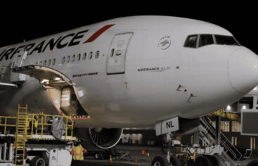 Ministro de Turismo celebra retorno de Air France a República Dominicana