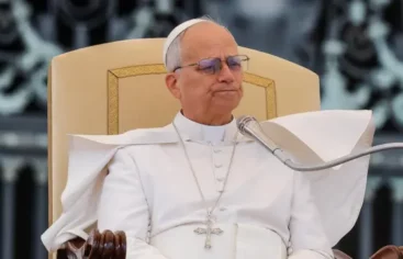 Papa León XIV condena la guerra en Domingo de Ramos