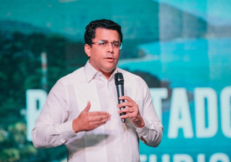 Ministro de Turismo defiende RD sea número uno en la region 