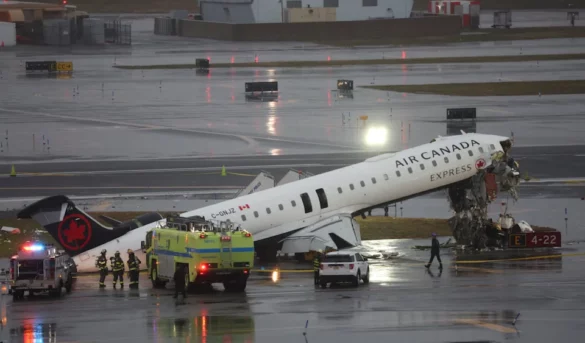 Aeropuerto LaGuardia permanece cerrado tras colisión que dejó dos pilotos muertos