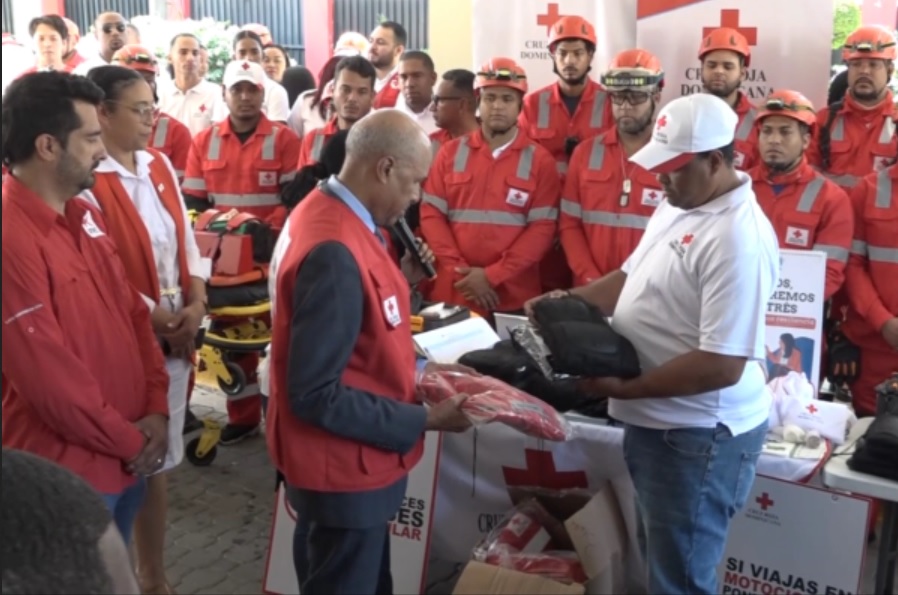 Más de 10 mil voluntarios en calles y playas en Semana Santa