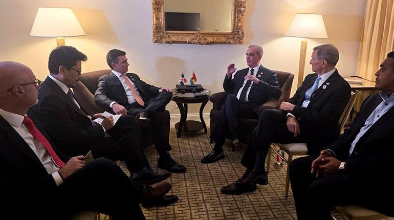 República Dominicana y Bolivia abren agenda en turismo, comercio y manejo de carga