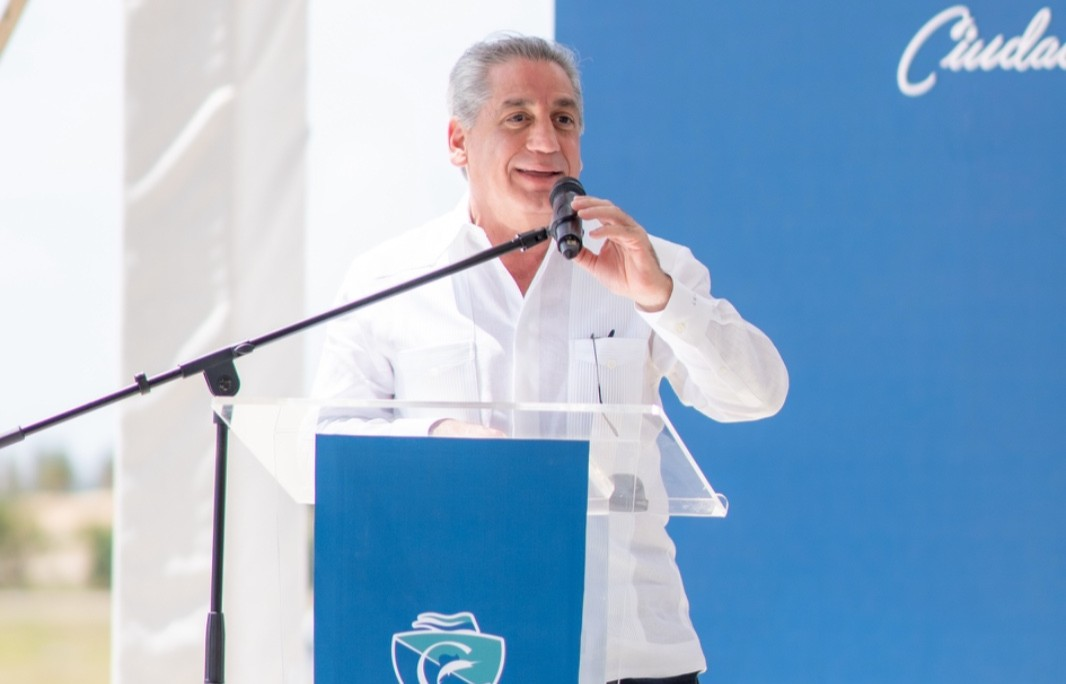 Hazoury llama a unidad nacional y destaca rol del turismo ante la crisis global