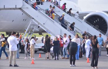 IDAC: más del 97% de los visitantes que recibe RD llegan por vía aérea