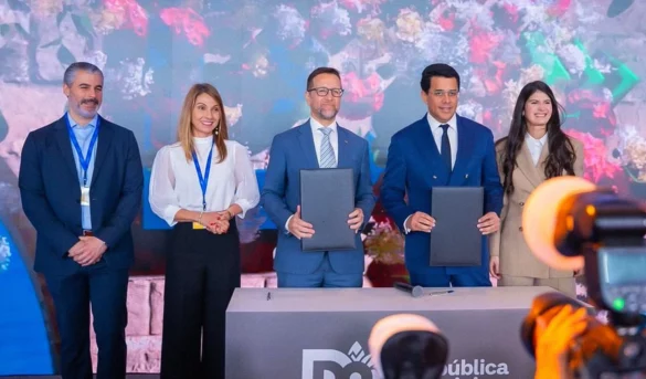 RD firma 15 acuerdos turísticos y asegura millones de visitantes pese a crisis global