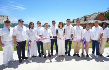 VP Raquel Peña inaugura primera etapa del puerto Samaná Bayport