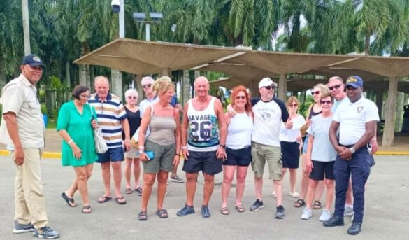 Adompretur pide regular tránsito bañistas playa Bávaro