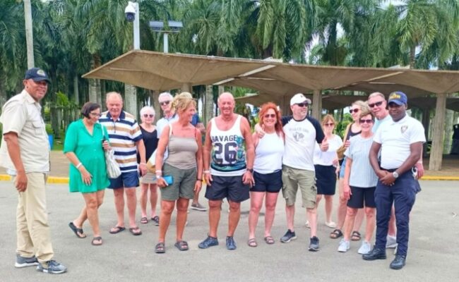 Adompretur pide regular tránsito bañistas playa Bávaro