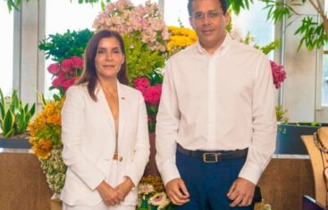 Collado y Embajadora de EEUU tratan desarrollo turismo de RD
