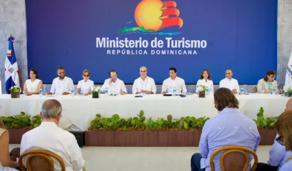 En fotos: Entregan obras de renovación de la playa Sosúa