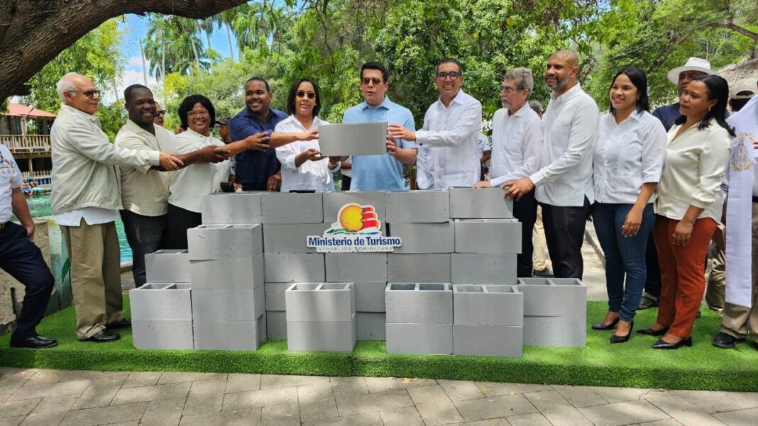 Con inversión de más de RD$70 millones, Turismo deja iniciado remozamiento al balneario Las Marías