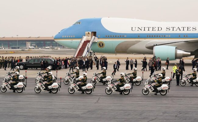 Trump inicia hoy viaje oficial a China para reunirse con Jinping