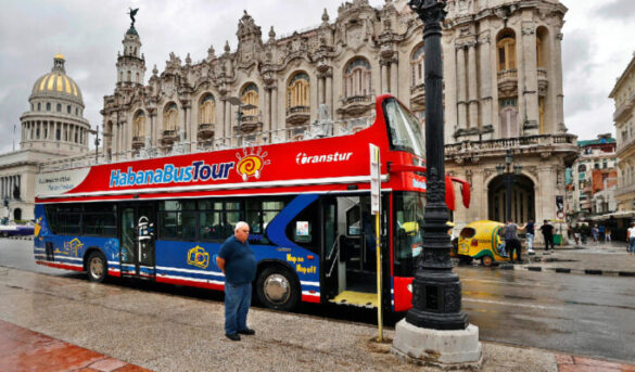 Las últimas cifras que confirman el desplome del turismo en Cuba en plena crisis y presiones de EEUU