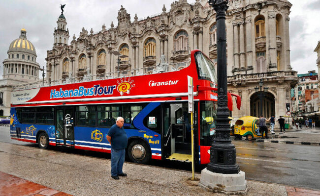 Las últimas cifras que confirman el desplome del turismo en Cuba en plena crisis y presiones de EEUU
