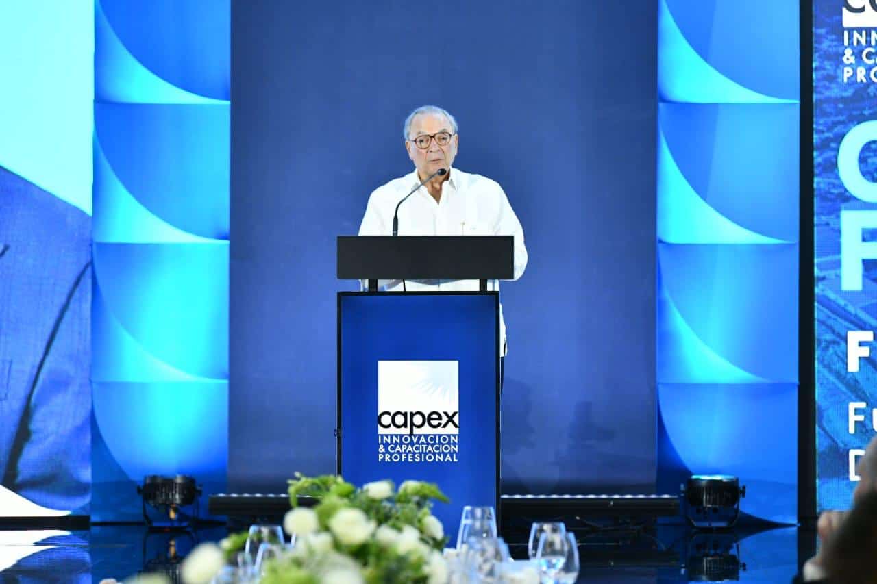 Rainieri propone convertir el Cibao en capital mundial del cigarro