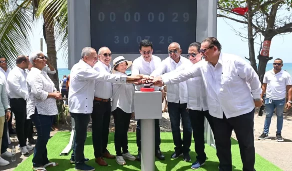 David Collado deja iniciada obras turísticas en Baní por 137 millones de pesos